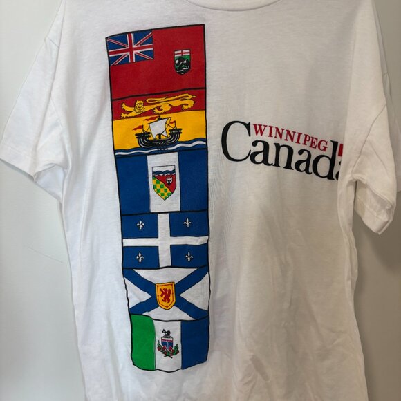 Vintage Single Stitch T-Shirt White Winnipeg Canada Flag Provinces  Size Medium - Picture 3 of 14